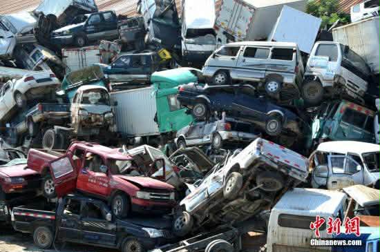 收購10萬起-桃園報廢車/報廢汽車收購/報廢車回收/桃園權利車/桃園線上估車/桃園到府收車